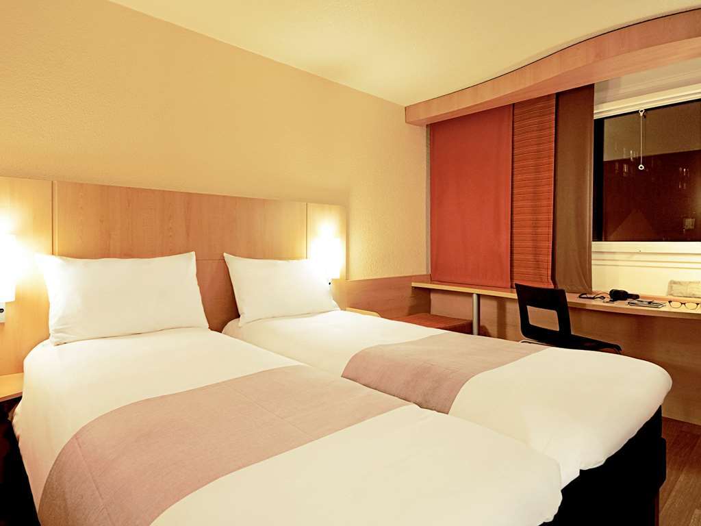 Ibis Konstanz Hotel Стая снимка